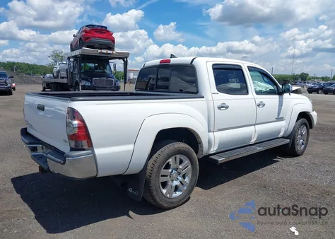 2013 Toyota Tacoma Base V6 из США, поврежденный, VIN 3TMLU4ENXDM118489
